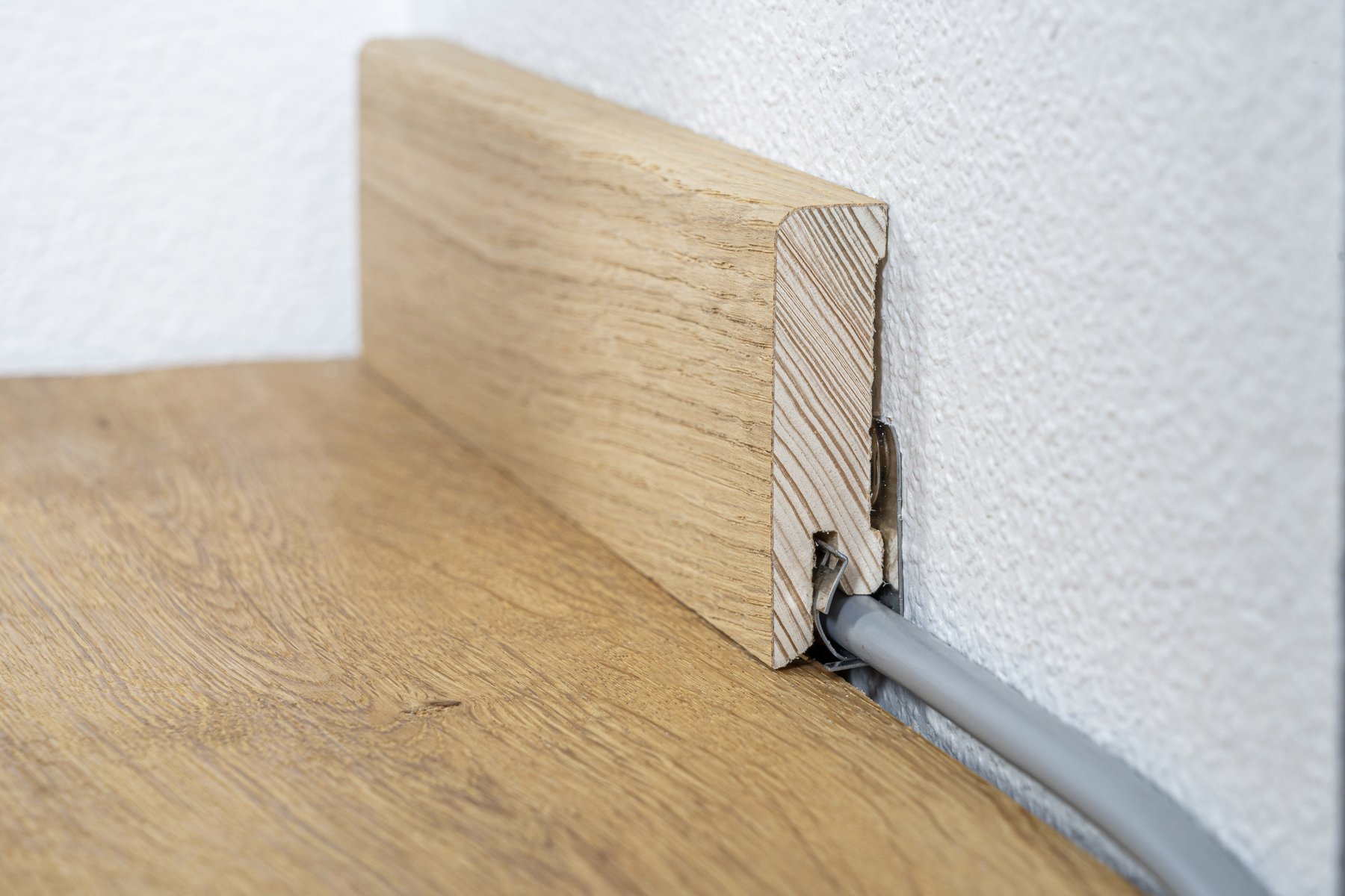 Fussbodenleisten Holzoberfläche